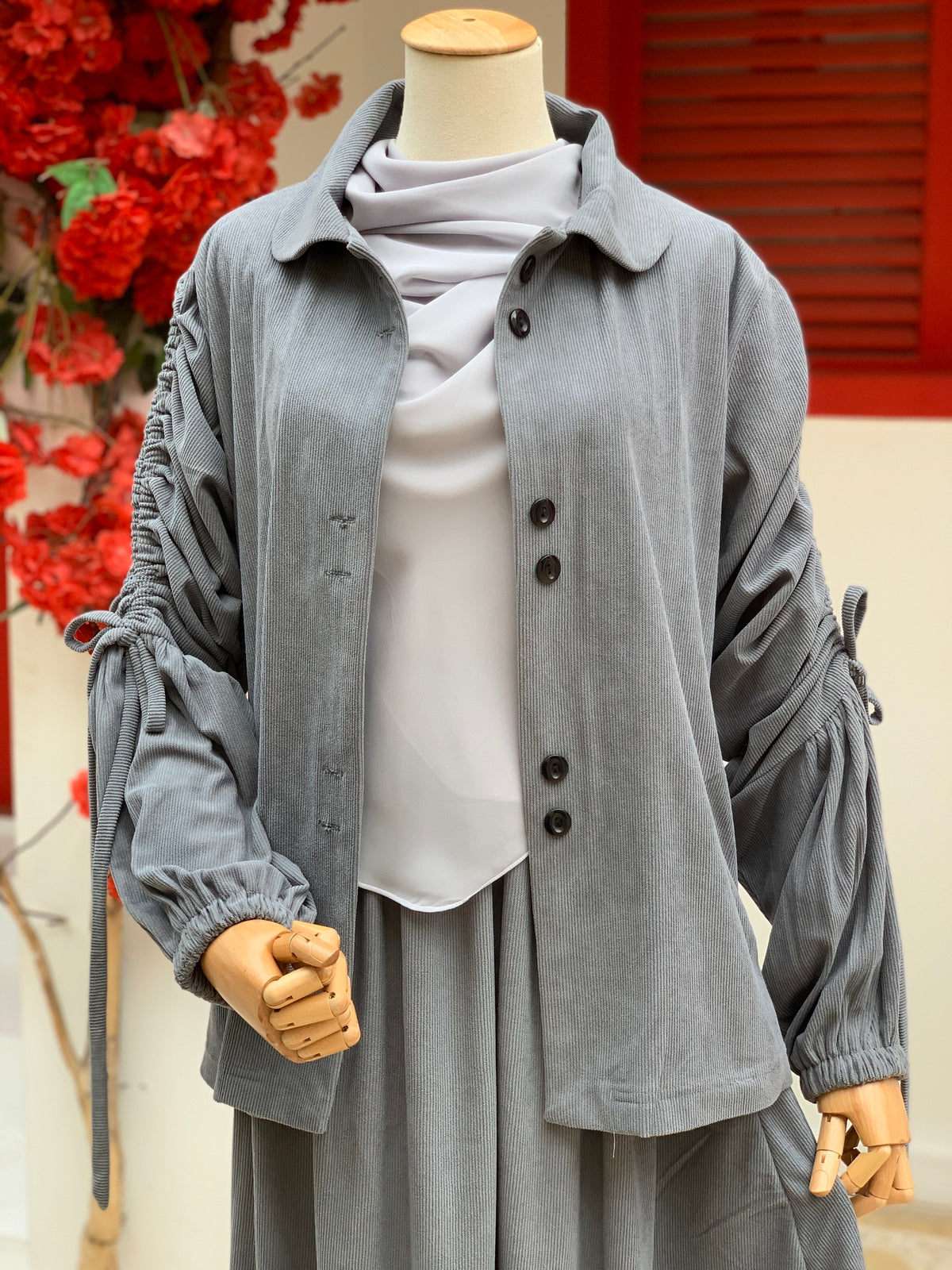Rahaf Suit